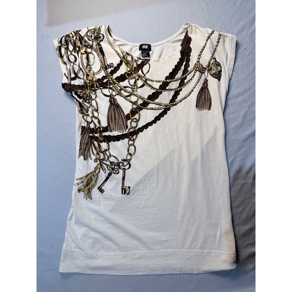 HM Womens XS Cream Graphic T-Shirt Gold Chain Rope Tassel Print Cotton‎ Top